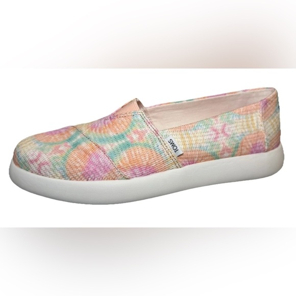 TOMS Woman's 9 Slip On Sneaker Flat Alpargata Fenix Candy Pink Tie Dye WORN ONCE - Picture 1 of 9
